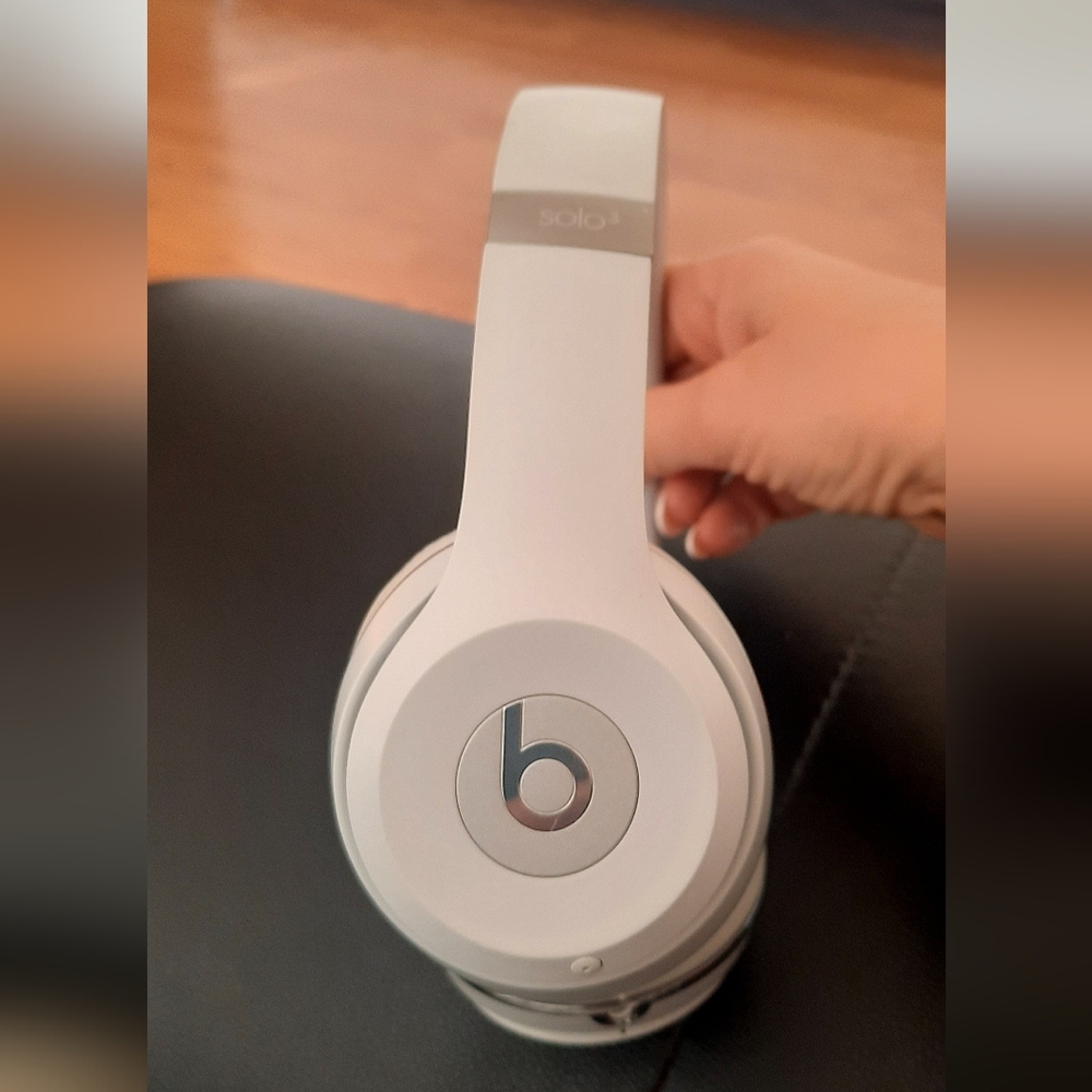 Beats Solo3 Headphones Wireless